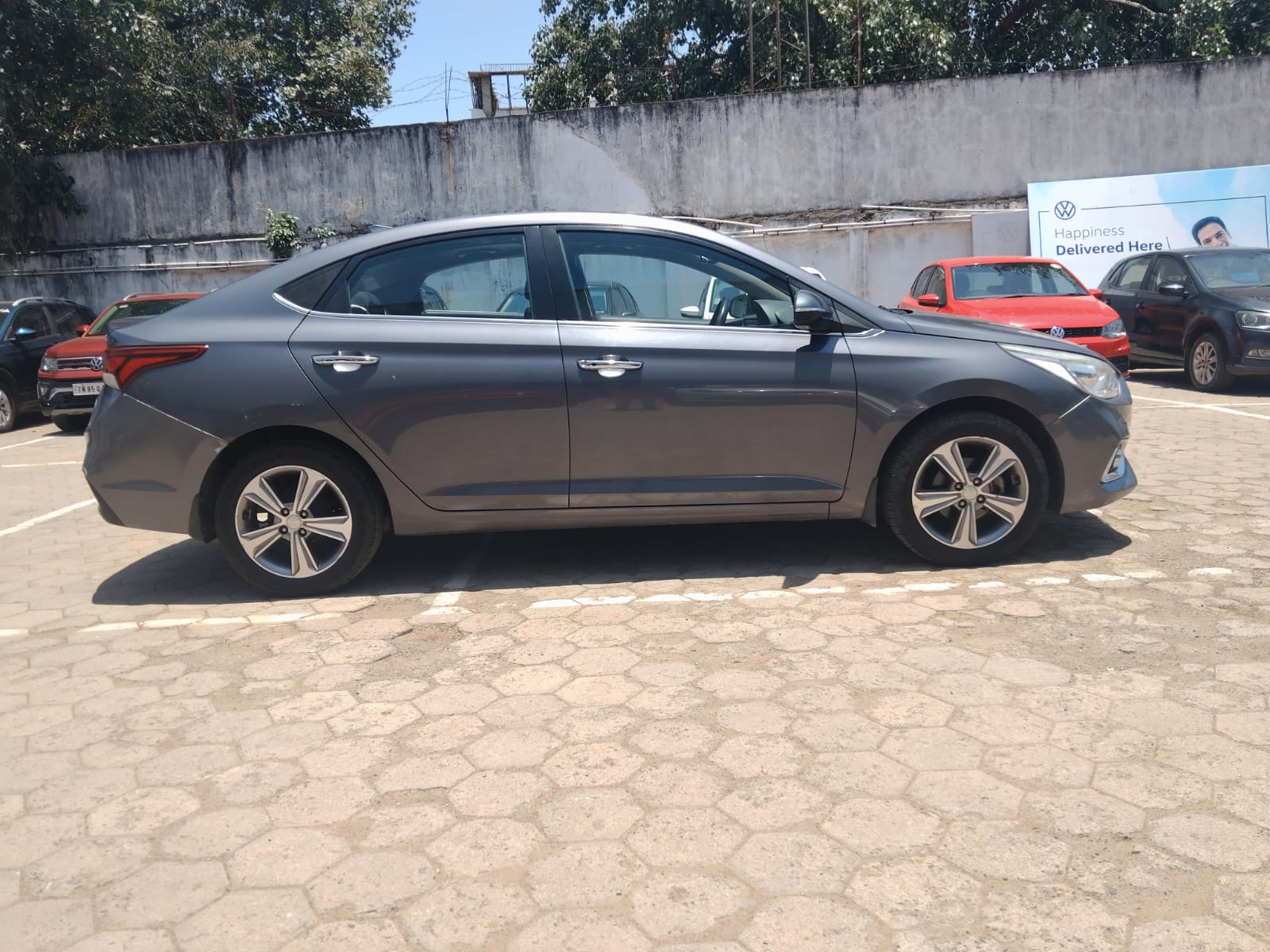 Hyundai Verna(2017-2020) 1.6 Vtvt Sx O